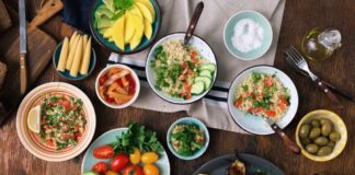 Vegatarianism vs Veganism- All you need to know vegetarianism vs veganism