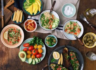 Vegatarianism vs Veganism- All you need to know vegetarianism vs veganism