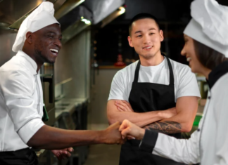 15 Restaurant Jobs for Immigrants in Canada with Visa Sponsorship 15 Restaurant Jobs for Immigrants in Canada with Visa Sponsorship